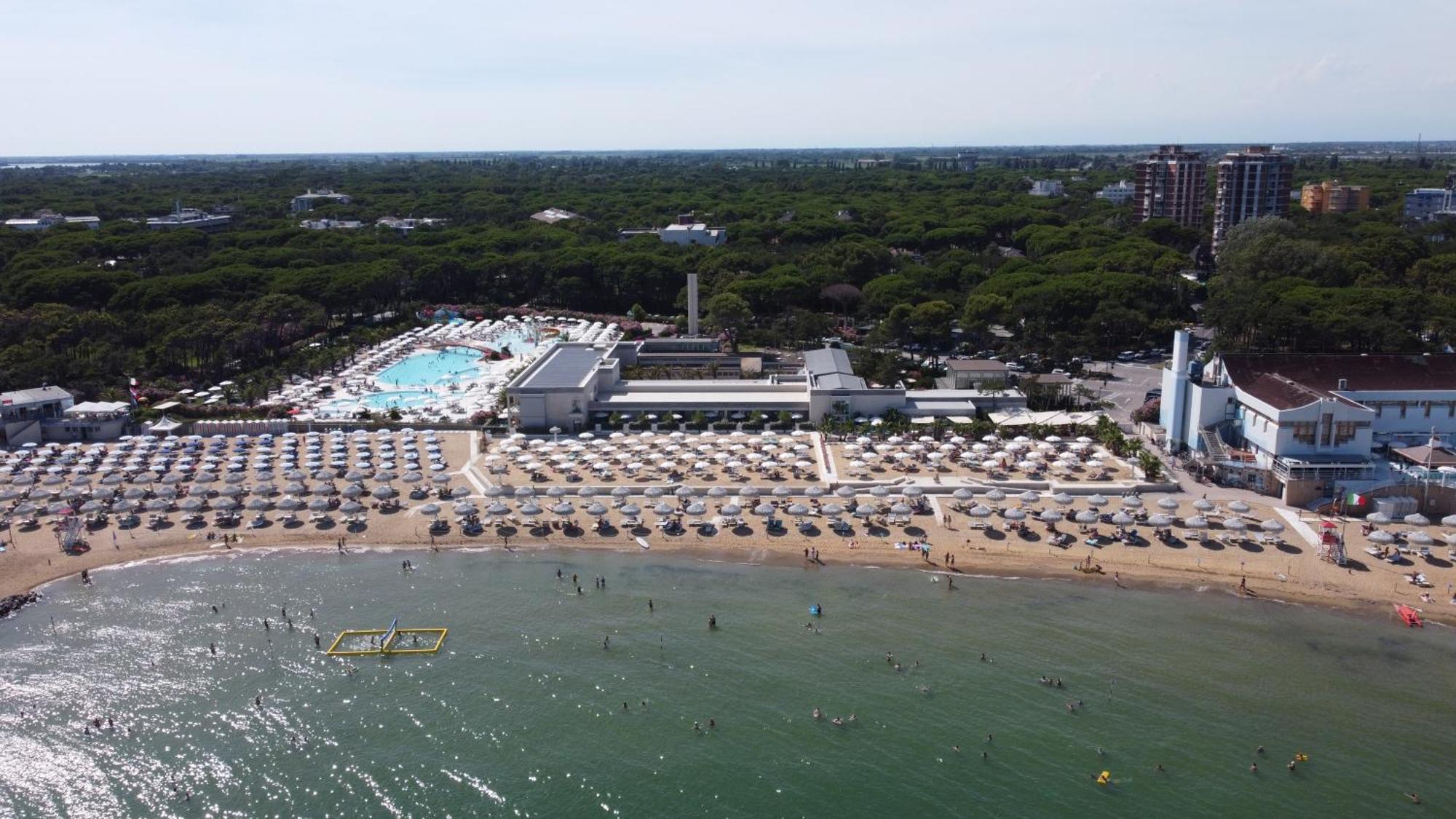 Riviera Hotel 5*